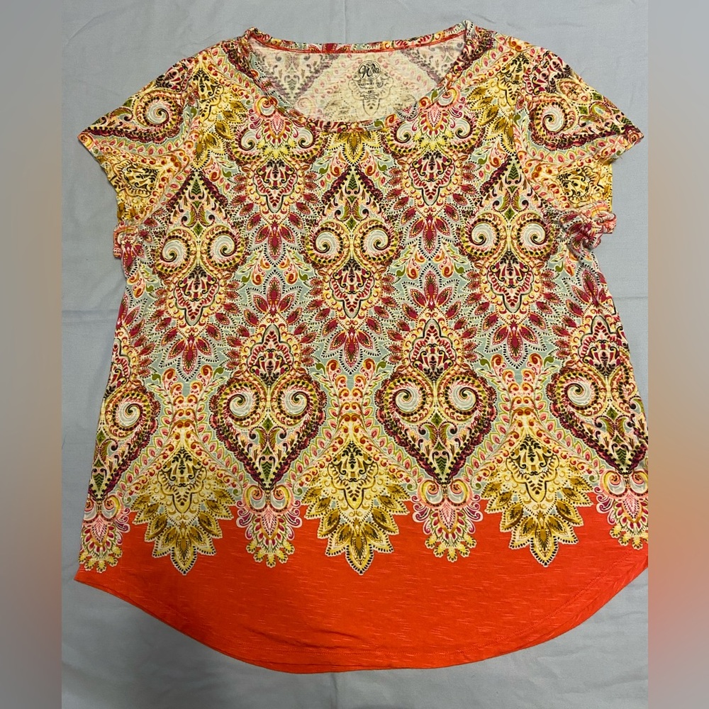 Woman’s top size 1X